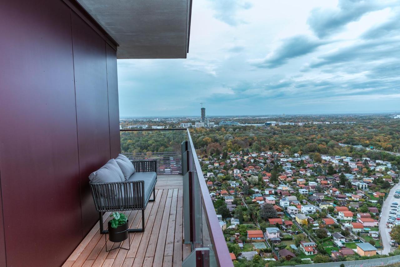 Amazing View Over And Infinity Pool * Vídeň
